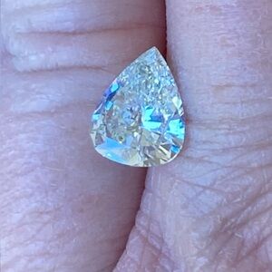 2.03 Ct pear Diamond. GIA graded & inscribed,  no enhancements!